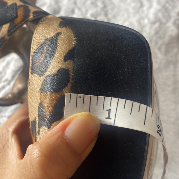 139. Sam Edelman real fur higher heel size 6.5 - Picture 11 of 11